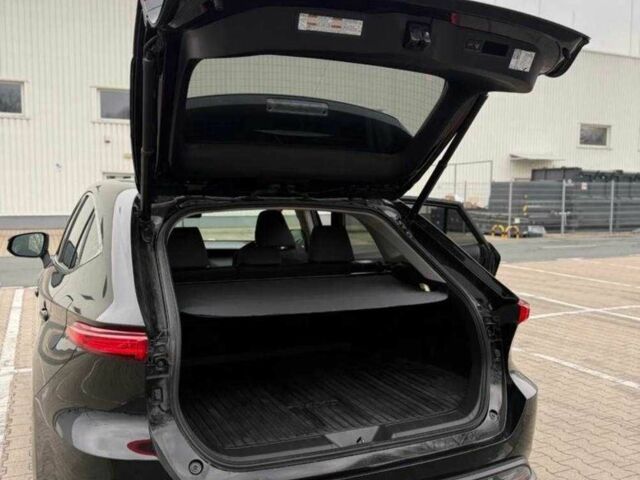 Черный Тойота Венза, объемом двигателя 2.5 л и пробегом 43 тыс. км за 15100 $, фото 3 на Automoto.ua