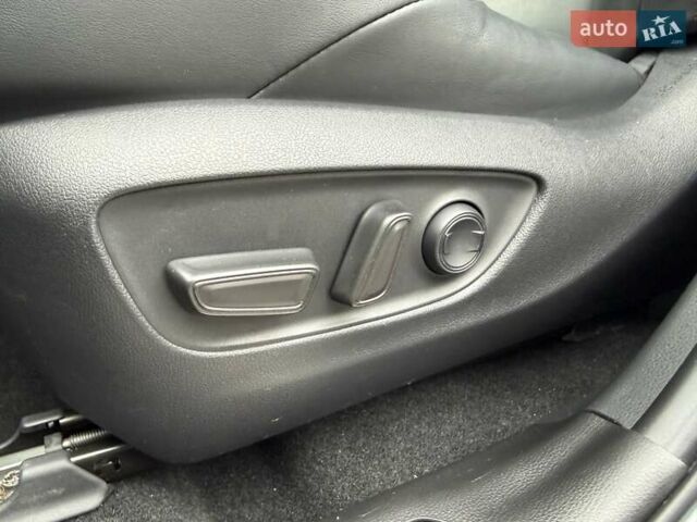 Черный Тойота Венза, объемом двигателя 2.49 л и пробегом 56 тыс. км за 32500 $, фото 18 на Automoto.ua