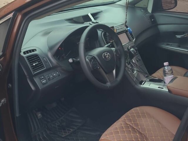 Коричневый Тойота Венза, объемом двигателя 0 л и пробегом 320 тыс. км за 13000 $, фото 4 на Automoto.ua