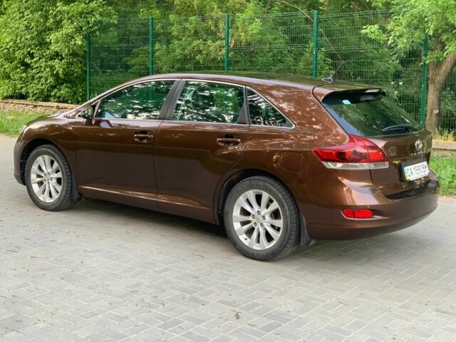 Тойота Венза 2013 у Києві на Automoto.ua Коричневий Тойота Венза, об'ємом двигуна 2.7 л та пробігом 195 тис. км за 18000 $, фото 1 на Automoto.ua