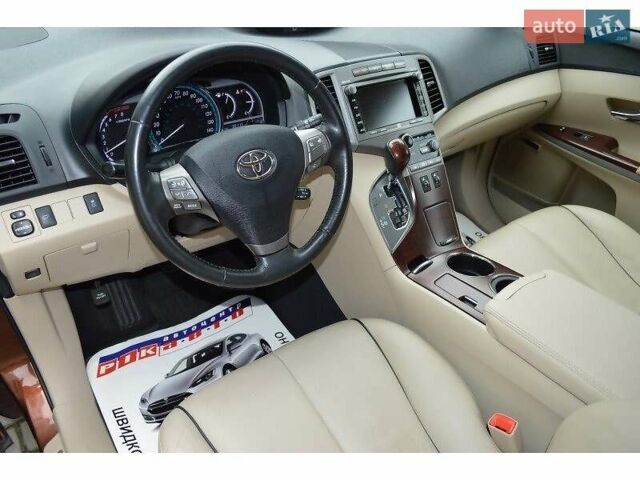 Тойота Венза 2010 в Львове на Automoto.ua Коричневый Тойота Венза, объемом двигателя 2.7 л и пробегом 80 тыс. км за 15900 $, фото 13 на Automoto.ua