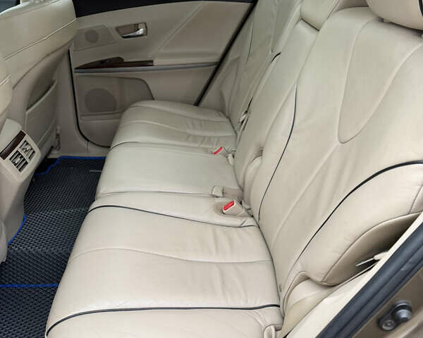 Коричневый Тойота Венза, объемом двигателя 2.67 л и пробегом 165 тыс. км за 15500 $, фото 12 на Automoto.ua