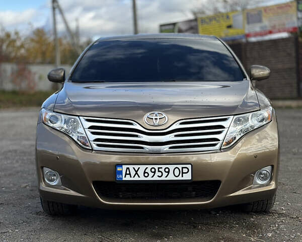 Коричневый Тойота Венза, объемом двигателя 2.7 л и пробегом 214 тыс. км за 15300 $, фото 1 на Automoto.ua