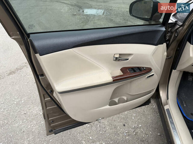 Коричневый Тойота Венза, объемом двигателя 2.67 л и пробегом 165 тыс. км за 15500 $, фото 25 на Automoto.ua