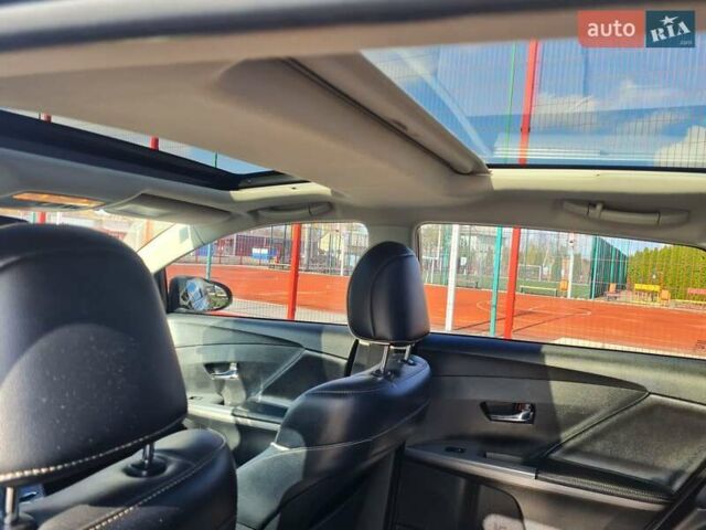 Коричневый Тойота Венза, объемом двигателя 2.7 л и пробегом 254 тыс. км за 15400 $, фото 2 на Automoto.ua