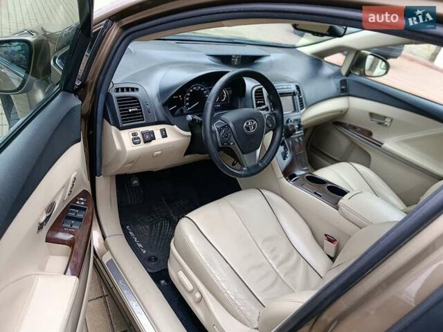 Коричневий Тойота Венза, об'ємом двигуна 2.67 л та пробігом 155 тис. км за 15500 $, фото 5 на Automoto.ua