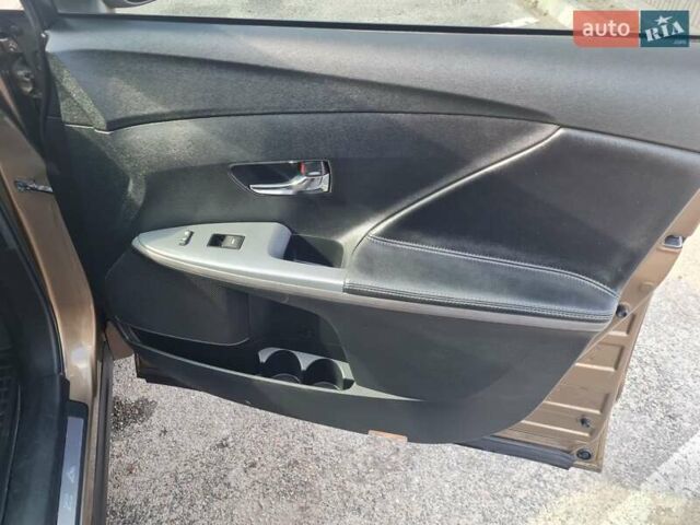 Коричневый Тойота Венза, объемом двигателя 2.7 л и пробегом 254 тыс. км за 15400 $, фото 14 на Automoto.ua