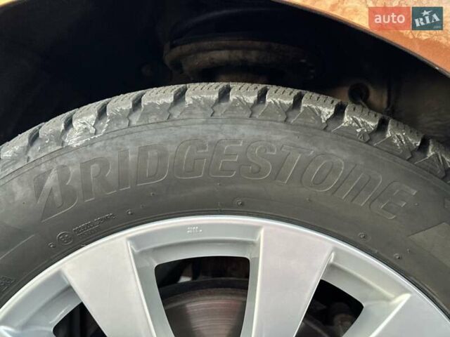 Коричневый Тойота Венза, объемом двигателя 2.7 л и пробегом 167 тыс. км за 21000 $, фото 43 на Automoto.ua