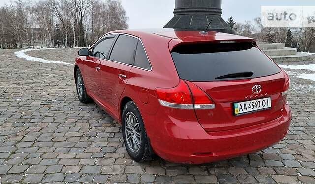 Красный Тойота Венза, объемом двигателя 2.7 л и пробегом 170 тыс. км за 13999 $, фото 2 на Automoto.ua