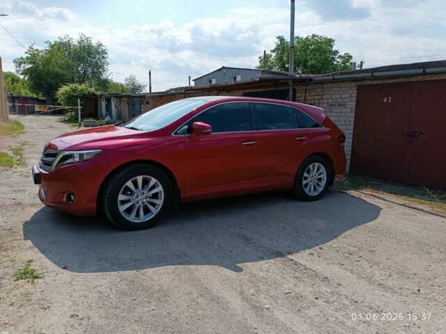 Красный Тойота Венза, объемом двигателя 2.7 л и пробегом 163 тыс. км за 16000 $, фото 3 на Automoto.ua