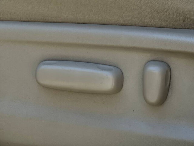 Червоний Тойота Венза, об'ємом двигуна 2.7 л та пробігом 135 тис. км за 16990 $, фото 12 на Automoto.ua