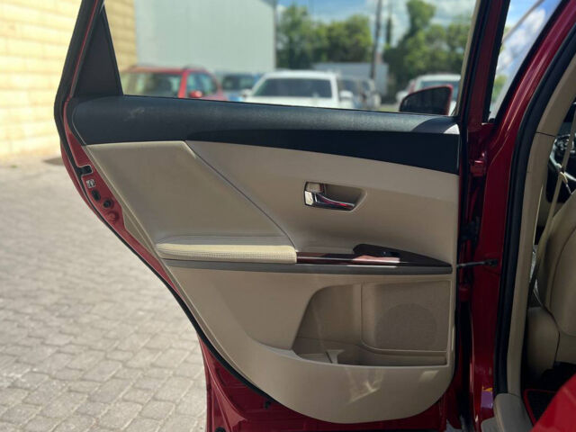 Червоний Тойота Венза, об'ємом двигуна 2.7 л та пробігом 135 тис. км за 16990 $, фото 21 на Automoto.ua