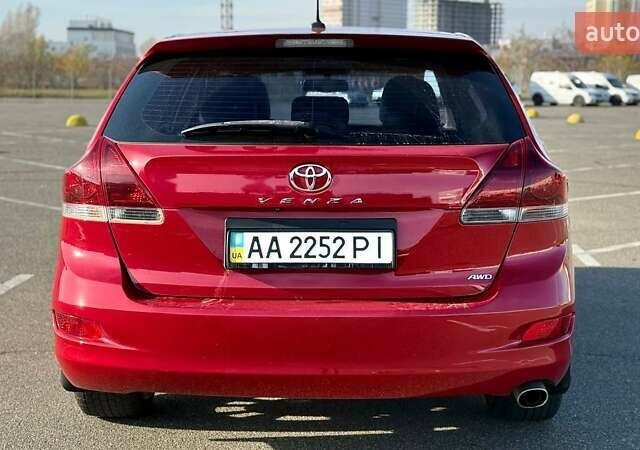 Красный Тойота Венза, объемом двигателя 2.7 л и пробегом 243 тыс. км за 14200 $, фото 4 на Automoto.ua