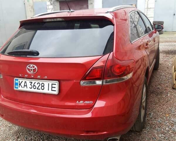 Красный Тойота Венза, объемом двигателя 2.67 л и пробегом 110 тыс. км за 15000 $, фото 1 на Automoto.ua