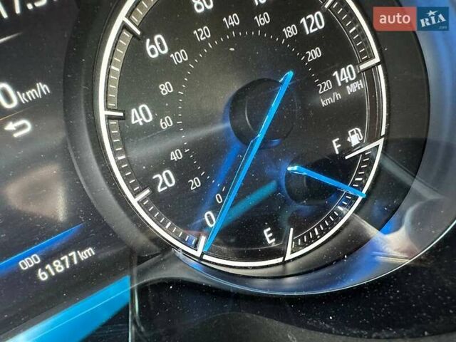 Красный Тойота Венза, объемом двигателя 2.49 л и пробегом 62 тыс. км за 29900 $, фото 2 на Automoto.ua