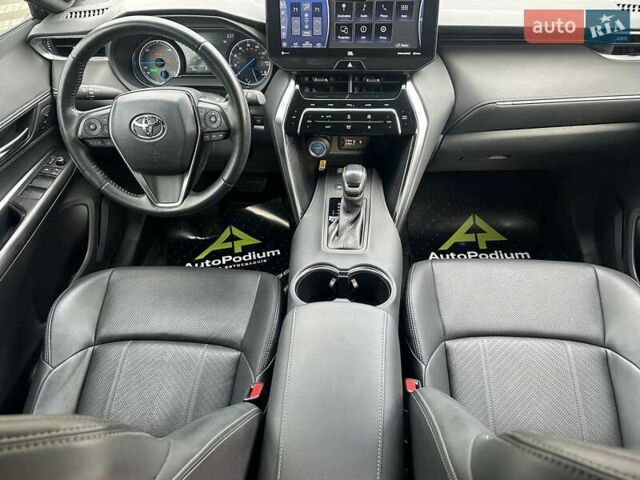 Тойота Венза 2021 в Киеве на Automoto.ua Красный Тойота Венза, объемом двигателя 2.49 л и пробегом 19 тыс. км за 34000 $, фото 25 на Automoto.ua