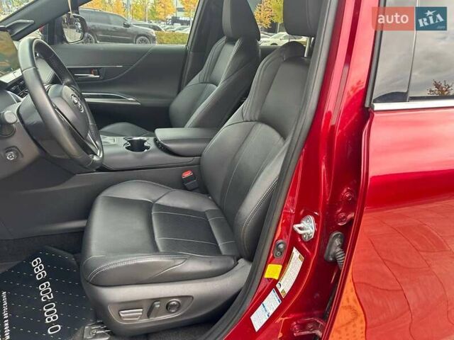 Тойота Венза 2021 в Киеве на Automoto.ua Красный Тойота Венза, объемом двигателя 2.49 л и пробегом 19 тыс. км за 34000 $, фото 24 на Automoto.ua