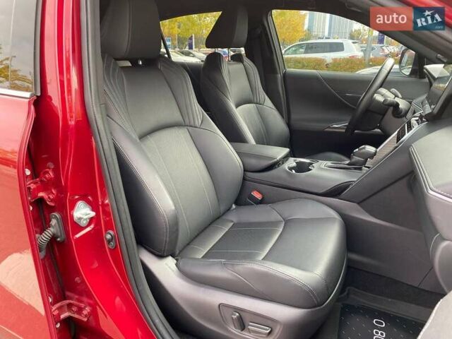 Тойота Венза 2021 в Киеве на Automoto.ua Красный Тойота Венза, объемом двигателя 2.49 л и пробегом 19 тыс. км за 34000 $, фото 42 на Automoto.ua