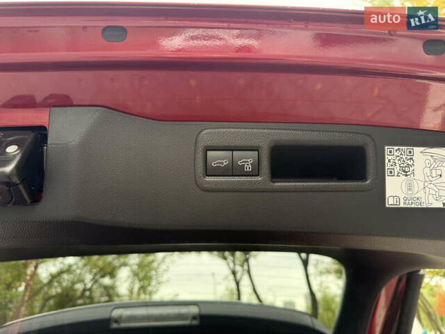 Тойота Венза 2022 в Киеве на Automoto.ua Красный Тойота Венза, объемом двигателя 2.49 л и пробегом 68 тыс. км за 29999 $, фото 62 на Automoto.ua