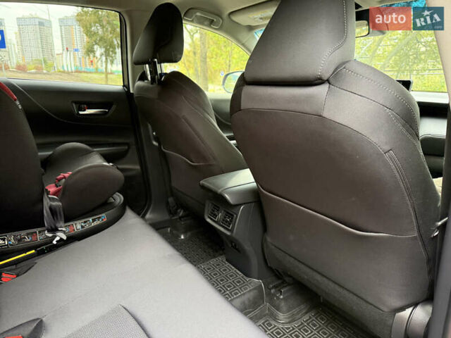 Тойота Венза 2022 в Киеве на Automoto.ua Красный Тойота Венза, объемом двигателя 2.49 л и пробегом 68 тыс. км за 29999 $, фото 57 на Automoto.ua