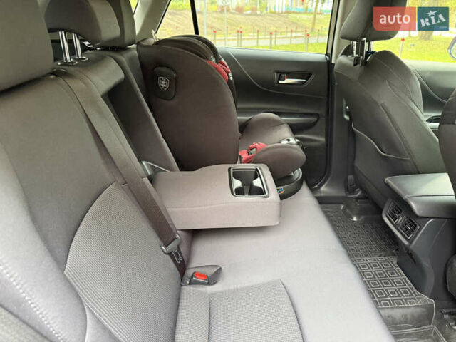 Тойота Венза 2022 в Киеве на Automoto.ua Красный Тойота Венза, объемом двигателя 2.49 л и пробегом 68 тыс. км за 29999 $, фото 58 на Automoto.ua