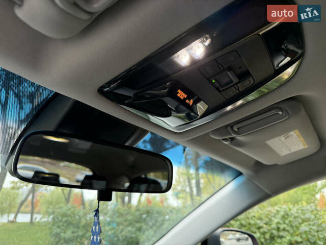 Тойота Венза 2022 в Киеве на Automoto.ua Красный Тойота Венза, объемом двигателя 2.49 л и пробегом 68 тыс. км за 29999 $, фото 48 на Automoto.ua