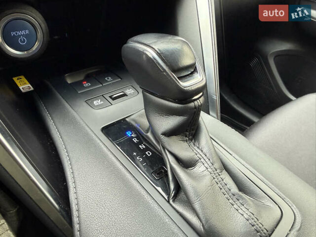 Тойота Венза 2022 в Киеве на Automoto.ua Красный Тойота Венза, объемом двигателя 2.49 л и пробегом 68 тыс. км за 29999 $, фото 46 на Automoto.ua