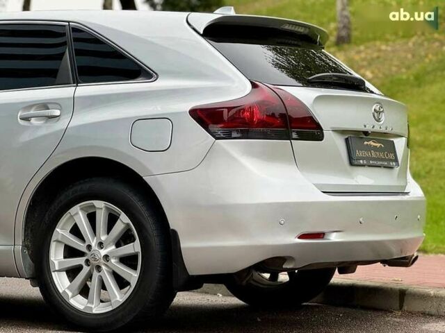 Тойота Венза 2010 в Киеве на Automoto.ua Тойота Венза, объемом двигателя 0 л и пробегом 230 тыс. км за 12000 $, фото 9 на Automoto.ua