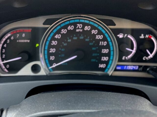 Тойота Венза, объемом двигателя 2.7 л и пробегом 190 тыс. км за 13000 $, фото 11 на Automoto.ua