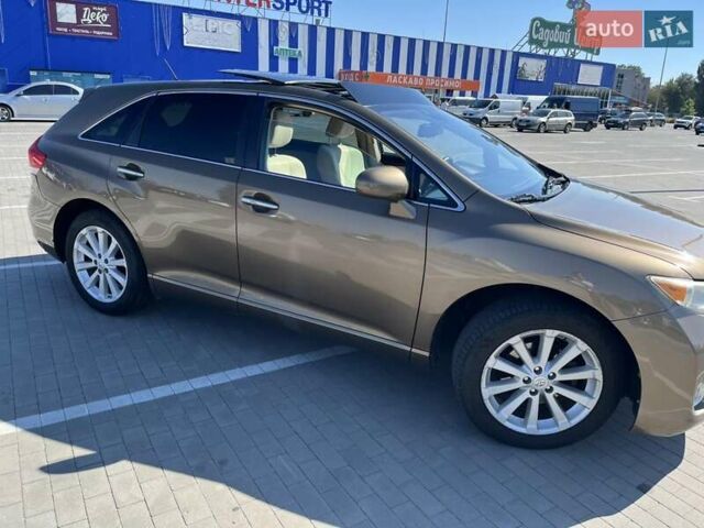 Тойота Венза, объемом двигателя 2.7 л и пробегом 300 тыс. км за 11800 $, фото 3 на Automoto.ua