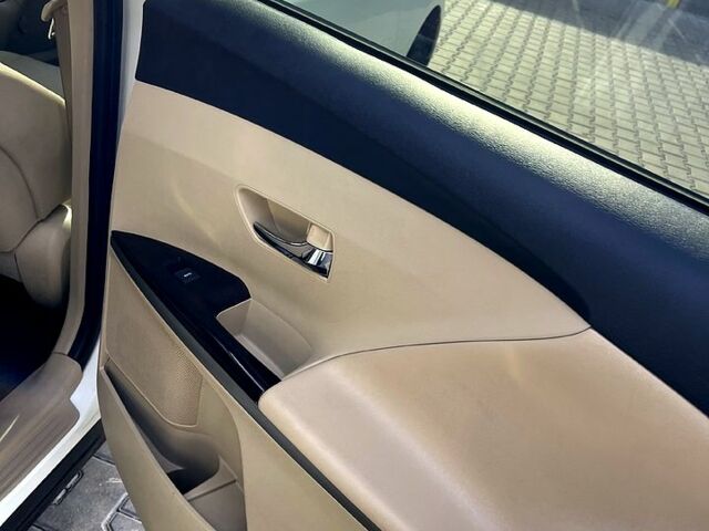 Тойота Венза, объемом двигателя 2.7 л и пробегом 190 тыс. км за 13000 $, фото 8 на Automoto.ua