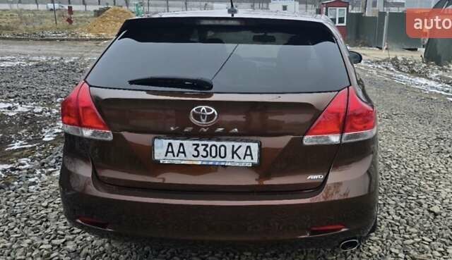 Тойота Венза, объемом двигателя 2.7 л и пробегом 178 тыс. км за 13000 $, фото 1 на Automoto.ua