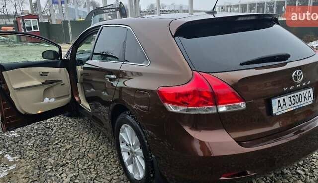 Тойота Венза, объемом двигателя 2.7 л и пробегом 178 тыс. км за 13000 $, фото 3 на Automoto.ua