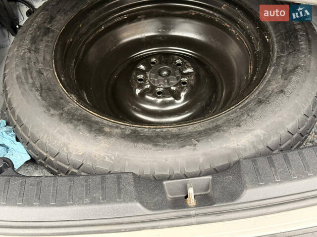 Тойота Венза, об'ємом двигуна 2.7 л та пробігом 133 тис. км за 14000 $, фото 31 на Automoto.ua