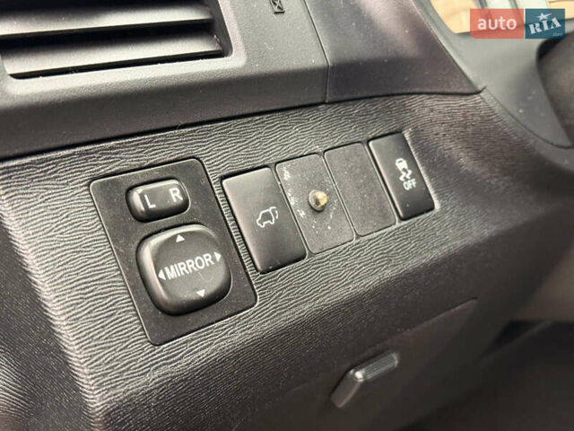 Тойота Венза, об'ємом двигуна 2.7 л та пробігом 133 тис. км за 14000 $, фото 8 на Automoto.ua