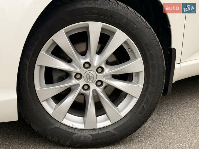 Тойота Венза, об'ємом двигуна 2.7 л та пробігом 133 тис. км за 14000 $, фото 2 на Automoto.ua