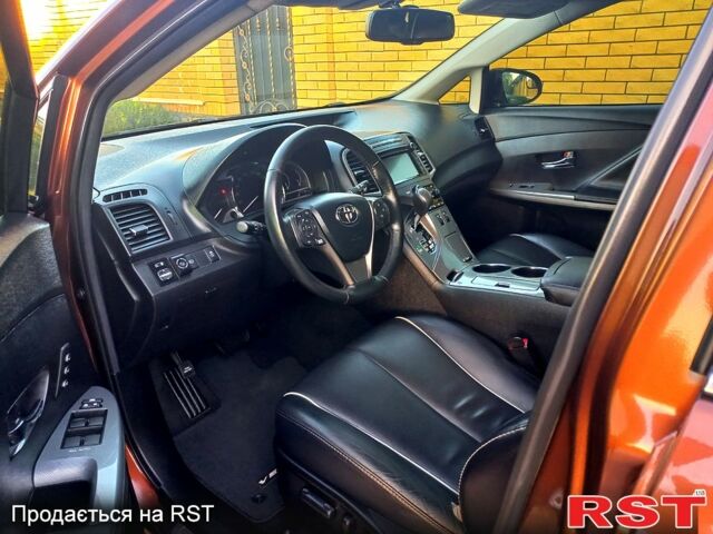 Тойота Венза, объемом двигателя 2.7 л и пробегом 160 тыс. км за 17000 $, фото 2 на Automoto.ua