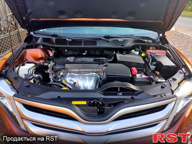 Тойота Венза, объемом двигателя 2.7 л и пробегом 160 тыс. км за 17000 $, фото 5 на Automoto.ua