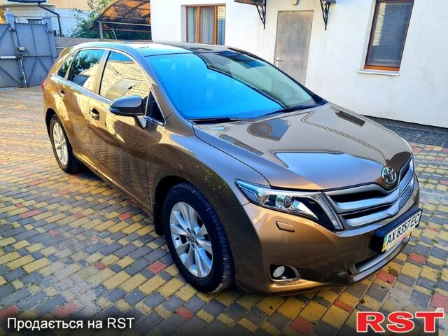 Тойота Венза, об'ємом двигуна 2.7 л та пробігом 253 тис. км за 16500 $, фото 2 на Automoto.ua
