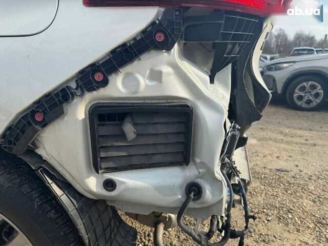 Тойота Венза 2020 у Львові на Automoto.ua Тойота Венза, об'ємом двигуна 0 л та пробігом 43 тис. км за 27900 $, фото 7 на Automoto.ua