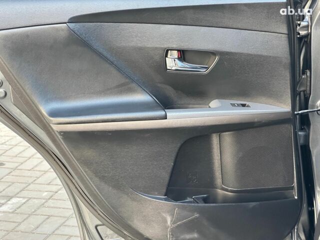 Серый Тойота Венза, объемом двигателя 2.7 л и пробегом 153 тыс. км за 15940 $, фото 14 на Automoto.ua