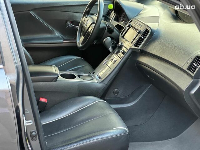 Серый Тойота Венза, объемом двигателя 2.7 л и пробегом 153 тыс. км за 15940 $, фото 21 на Automoto.ua