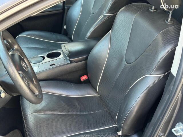 Серый Тойота Венза, объемом двигателя 2.7 л и пробегом 153 тыс. км за 15940 $, фото 12 на Automoto.ua