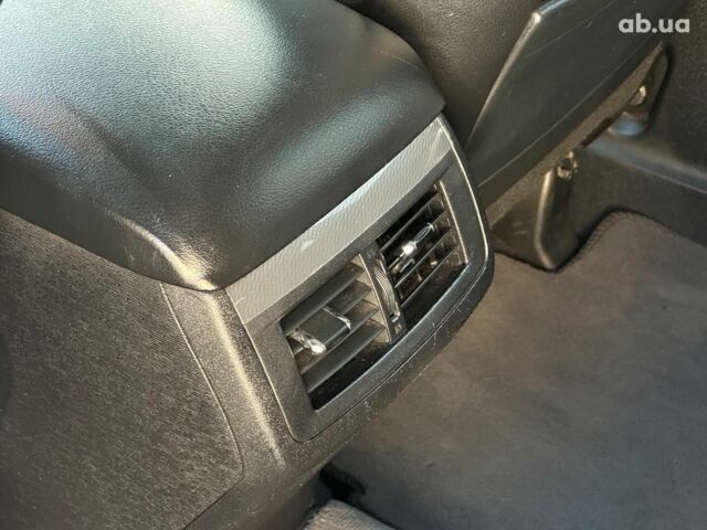 Серый Тойота Венза, объемом двигателя 2.7 л и пробегом 153 тыс. км за 15940 $, фото 15 на Automoto.ua