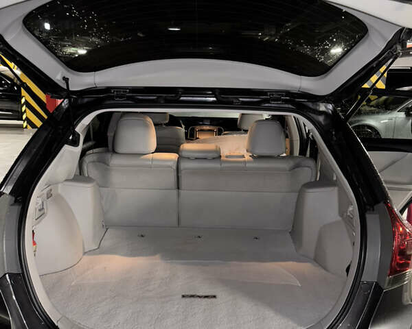 Серый Тойота Венза, объемом двигателя 3.46 л и пробегом 162 тыс. км за 12500 $, фото 20 на Automoto.ua