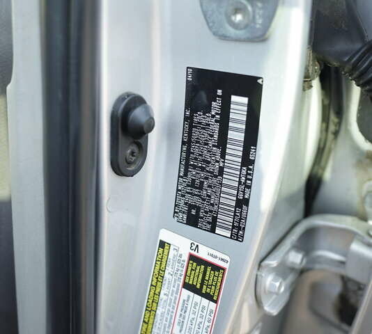 Сірий Тойота Венза, об'ємом двигуна 3.46 л та пробігом 166 тис. км за 13500 $, фото 5 на Automoto.ua