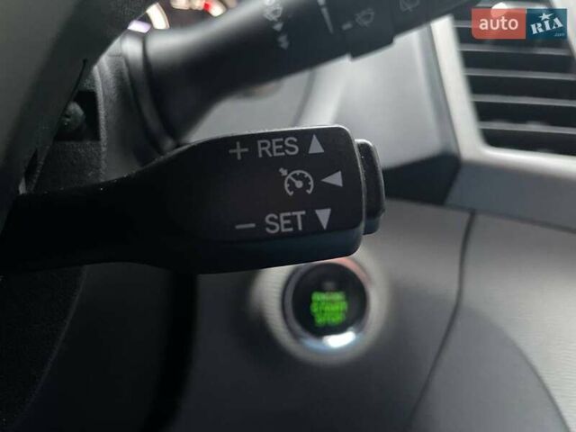 Серый Тойота Венза, объемом двигателя 2.67 л и пробегом 273 тыс. км за 14490 $, фото 25 на Automoto.ua