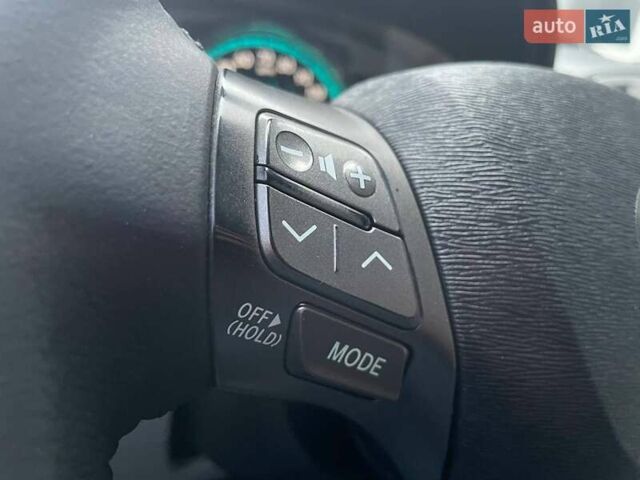 Серый Тойота Венза, объемом двигателя 2.67 л и пробегом 273 тыс. км за 14490 $, фото 23 на Automoto.ua