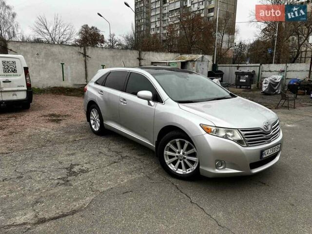 Серый Тойота Венза, объемом двигателя 2.67 л и пробегом 273 тыс. км за 13500 $, фото 2 на Automoto.ua