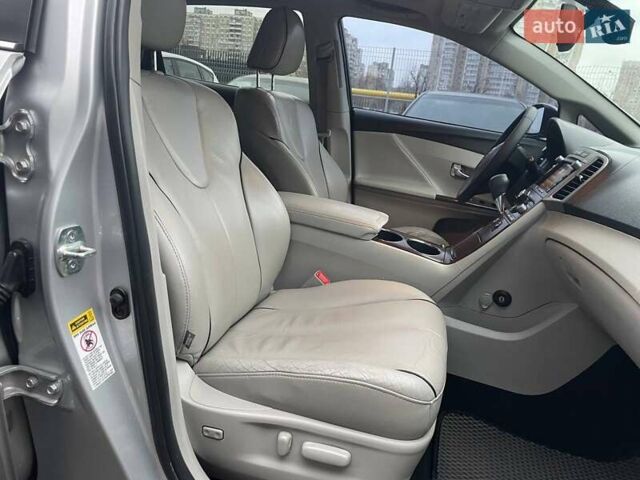 Серый Тойота Венза, объемом двигателя 2.67 л и пробегом 273 тыс. км за 14490 $, фото 11 на Automoto.ua